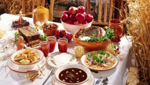 Karp i potrawy z kapustą na stołach wigilijnych pogranicza