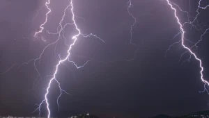 Dziś nad ranem nad woj. warmińsko-mazurskim przeszły gwałtowne burze