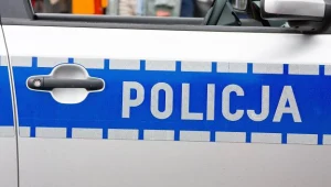 Policja prowadzi poszukiwania matki chłopca