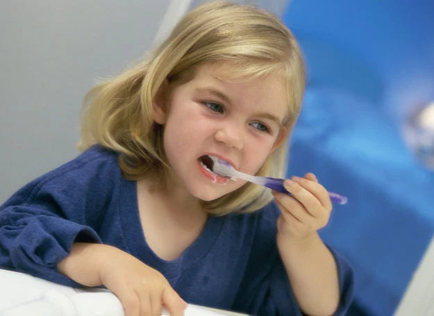 Nauczmy maluchy, że mycie zębów rano i wieczorem jest ich obowiązkiem