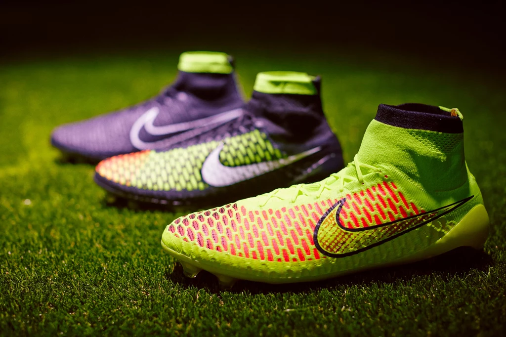 Nike Magista