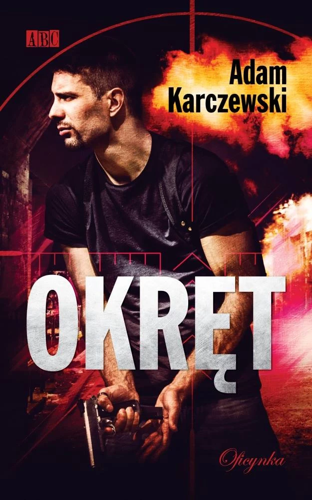 "Okręt" to udany debiut literacki Adama Karczewskiego