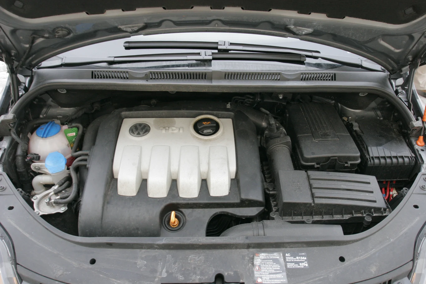 Większość aut to diesle, niestety przeważnie nieudane 2.0 TDI PD. Polecamy auta z wtryskiem common rail.