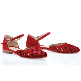 Buty Noevision cechują się wysoką jakością - wykonywane są w systemie pracy ręcznej z wykorzystaniem wysokiej jakości skór naturalnych Buty Noevision cechują się wysoką jakością - wykonywane są w systemie pracy ręcznej z wykorzystaniem wysokiej jakości skór naturalnych