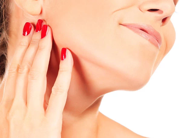 Odpowiednie zabiegi pozwolą zachować jędrność skóry szyi