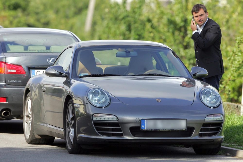 Marcin Dubieniecki i jego porsche Marcin Dubieniecki i jego porsche