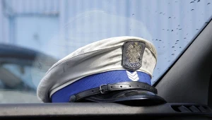 Sprawcą wypadku okazał się 26-letni policjant.