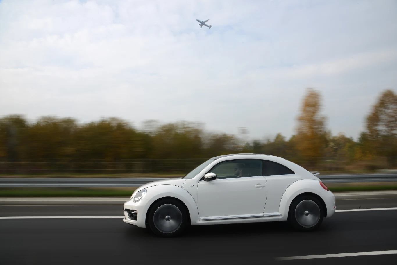 Volkswagen Beetle 1.4 TSI Sport R-Line Volkswagen Beetle 1.4 TSI Sport R-Line