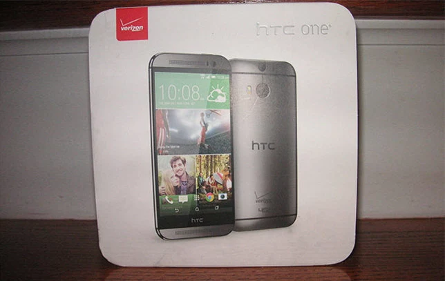 HTC One (2014) wystawiony na eBayu Fot. eBay.com