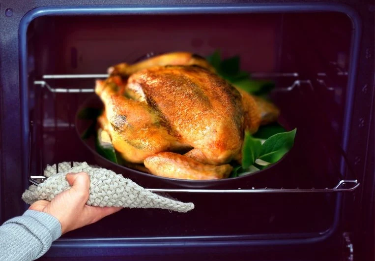 Pieczenie jeszcze nigdy nie było tak łatwe. Pieczenie jeszcze nigdy nie było tak łatwe.