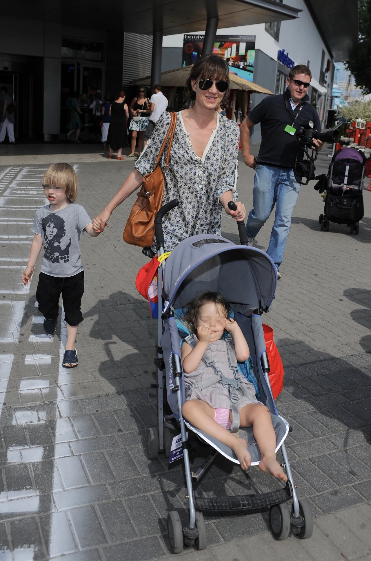 Maja Ostaszewska z Frankiem i Janinką Maja Ostaszewska z Frankiem i Janinką