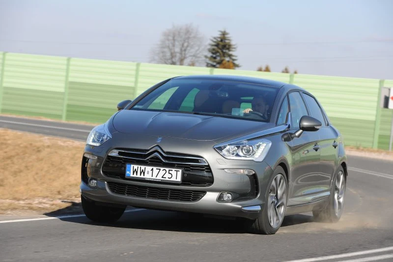 Citroen DS5 2.0 HDi 160 AT Sport Chic