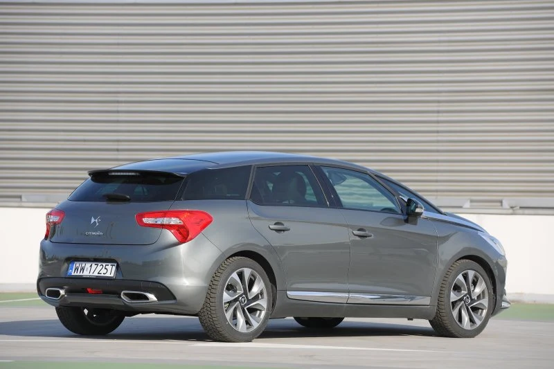 Citroen DS5 2.0 HDi 160 AT Sport Chic