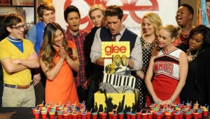 Ekipa "Glee" świętuje 100. odcinek serialu. 