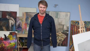 W roi bezrękiego malarza zobaczymy Grzegorza Kowalczyka. 