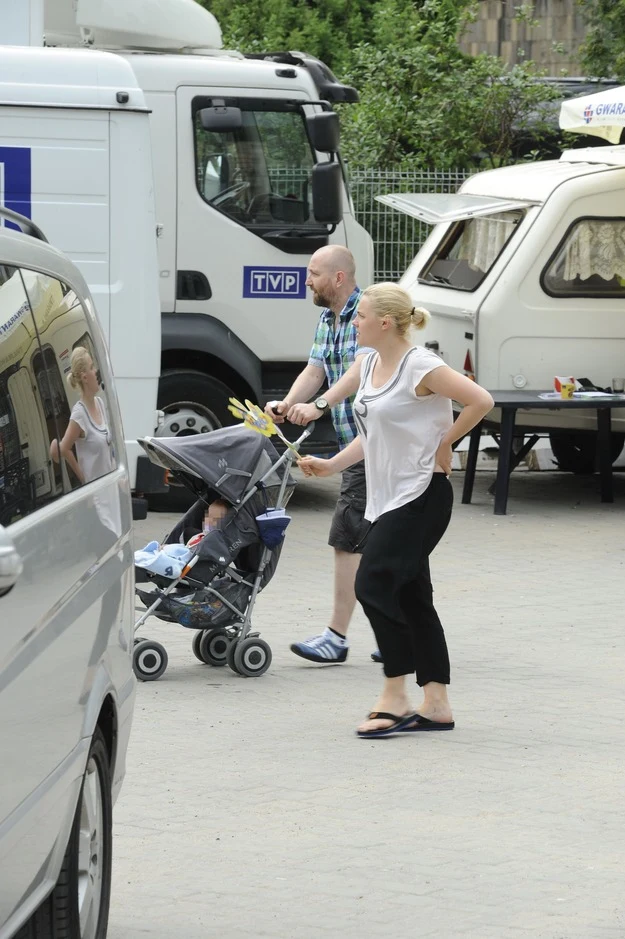 Ania z dzieckiem i byłym już partnerem Ania z dzieckiem i byłym już partnerem