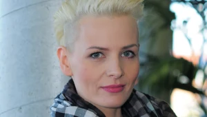 Uczestniczę w projekcie „Czytanie w ciemnościach”, który jest magiczny, bo otwiera inne zmysły na literaturę – mówi Dorota Łukasiewicz-Kwietniewska.