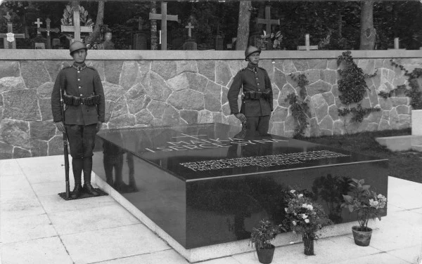 Pogrzeb serca Marszałka Piłsudskiego na cmentarzu na Rossie, Wilno, Polska (obecnie Litwa), 12.05.1936