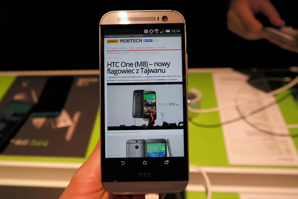 News o nowym HTC One na ekranie nowego HTC One