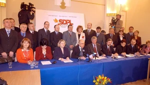 Konferencja prasowa zwolana przez Marka Borowskiego, podczas której ogłosił powstanie nowej partii Socjaldemokracji Polskiej