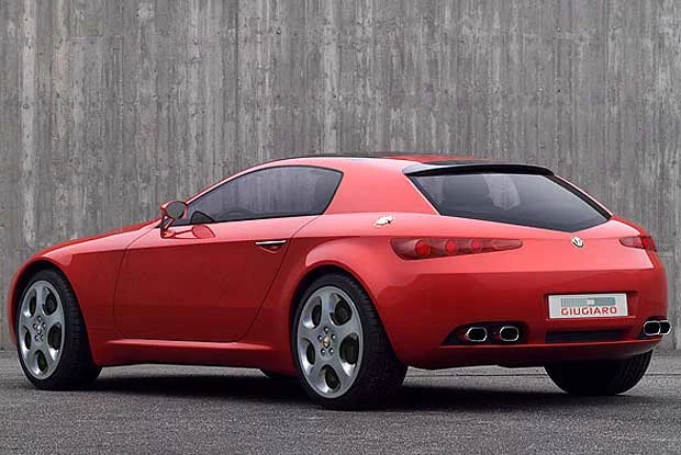 Koncepcyjna alfa romeo jeszcze nie posiada nazwy... (kliknij)