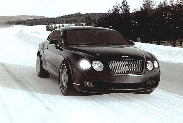 Bentley GT coupe na Kole Podbiegunowym (kliknij)