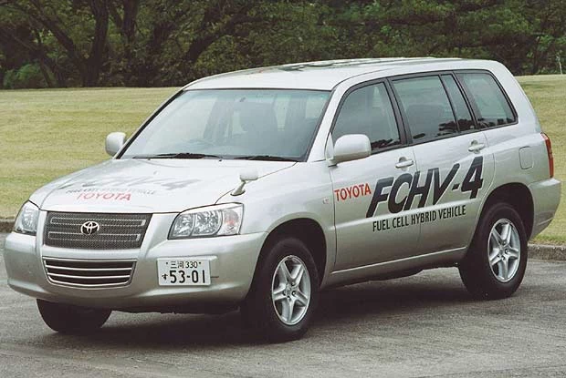 Toyota FCHV (kliknij) Toyota FCHV (kliknij)
