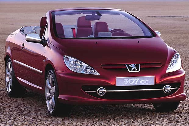 Koncepcyjny Peugeot 307cc (kliknij) Koncepcyjny Peugeot 307cc (kliknij)