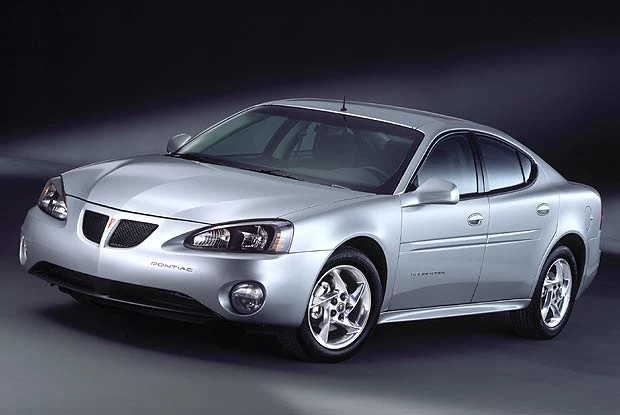 Pontiac Grand Prix 2004 (kliknij)