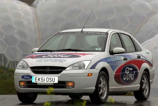 Ford Focus hybrid fuel cell / kliknij Ford Focus hybrid fuel cell / kliknij