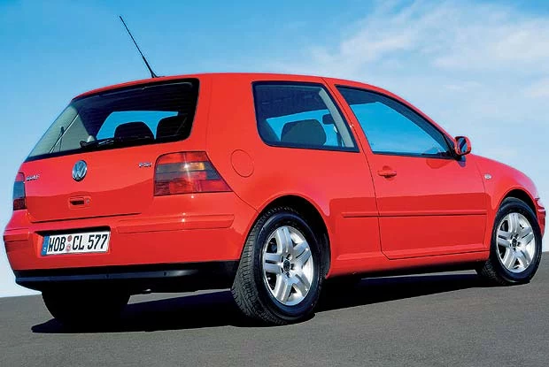Volkswagen Golf FSI (kliknij) Volkswagen Golf FSI (kliknij)