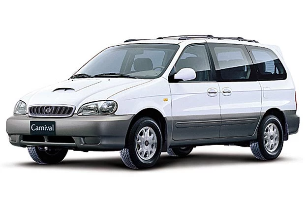 Kia Carnival (kliknij)