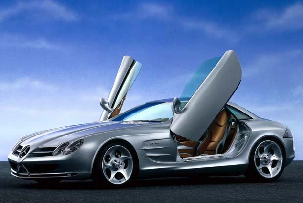 Tak wygląda autentyczny Mercedes SLR Vision / kliknij