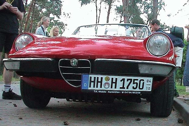 Alfa Spider z 1979 roku (kliknij)