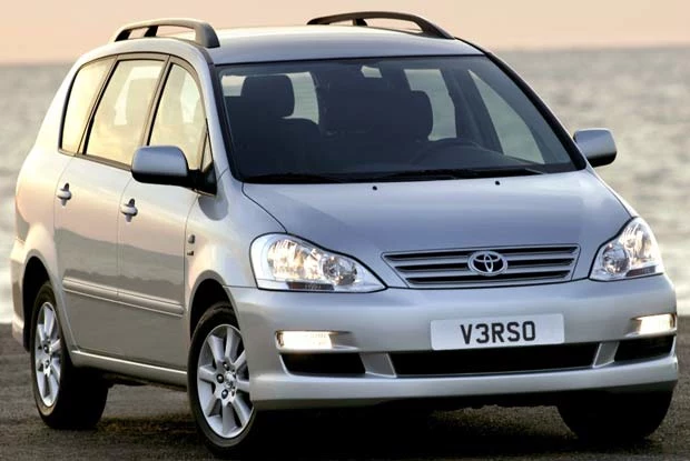 Toyota Avensis Verso (kliknij) Toyota Avensis Verso (kliknij)