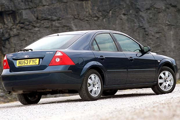 Ford Mondeo Zetec (kliknij)