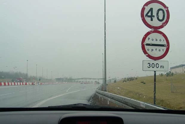 Kliknij