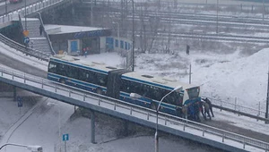 Uwaga! A teraz popychamy autobus...