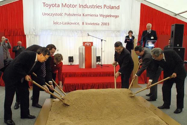 Budowę fabryki rozpoczęto 2 lata temu / kliknij