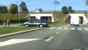 Policja może stać na przystankach...