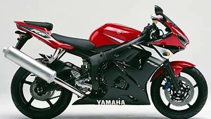 Smukła Yamaha YZF-R6