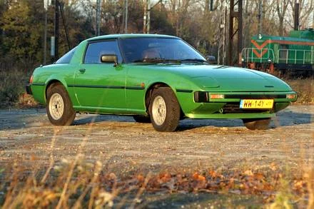 Mazda RX-7 / Kliknij