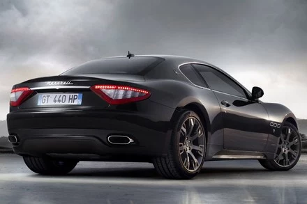 Maserati granturismo S / Kliknij