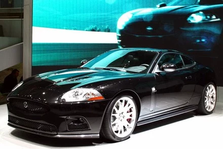 Jaguar XKR-S / Kliknij