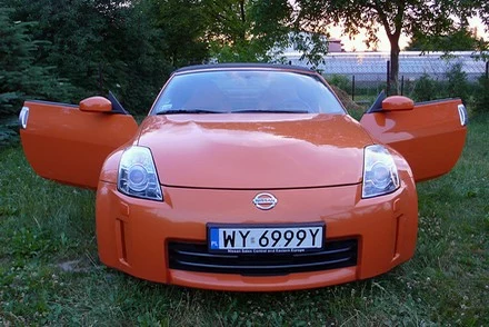 Nissan 350Z tylko ładnie wygląda / kliknij