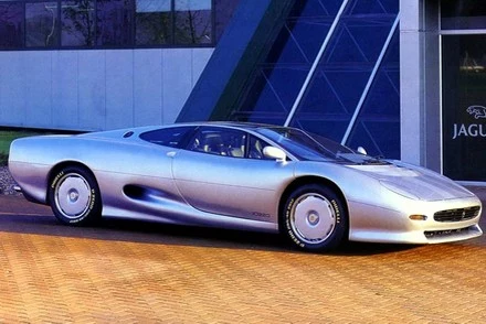 Jaguar xj220