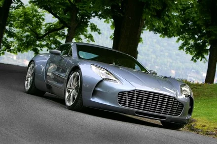 Aston martin one-77