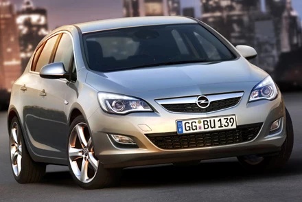 Nowy opel astra