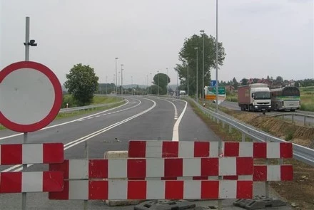 Polska oszczędza na drogach Polska oszczędza na drogach