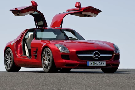 Mercedes-Benz SLS AMG